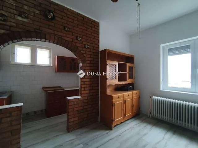 Eladó ház Dunaharaszti 241 nm