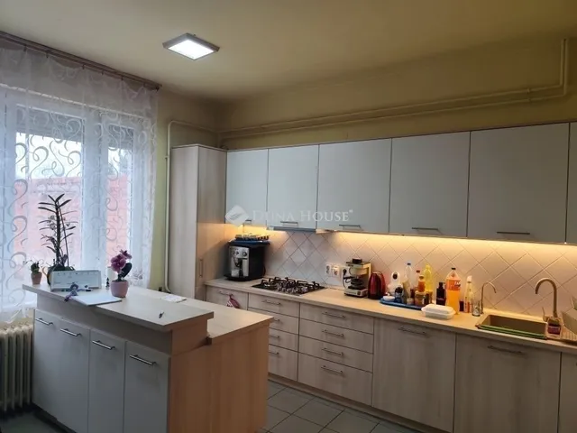 Eladó ház Dunaharaszti 241 nm