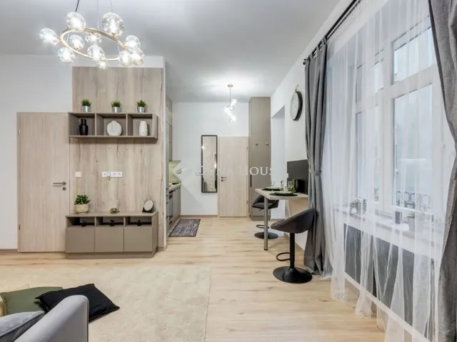 Eladó lakás Budapest VI. kerület 30 nm