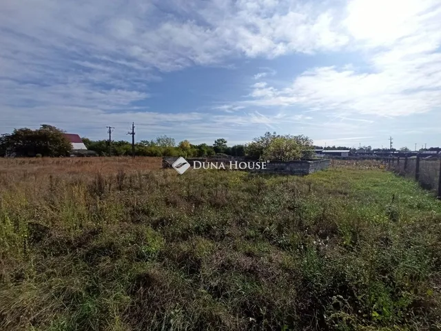 Eladó telek Alsónémedi 13430 nm