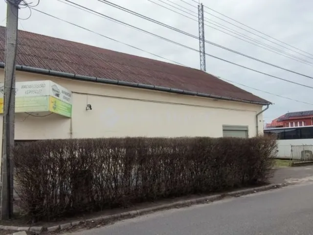Eladó kereskedelmi és ipari ingatlan Nagykőrös 807 nm