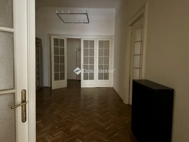 Eladó lakás Budapest V. kerület, Belváros 158 nm