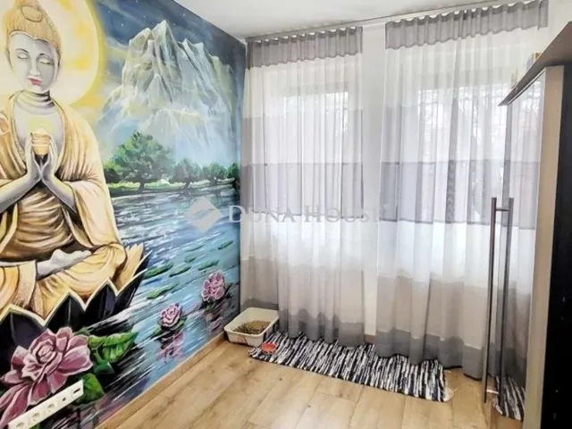 Eladó lakás Budapest XV. kerület 100 nm