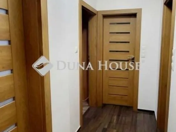 Eladó lakás Budapest XV. kerület 100 nm