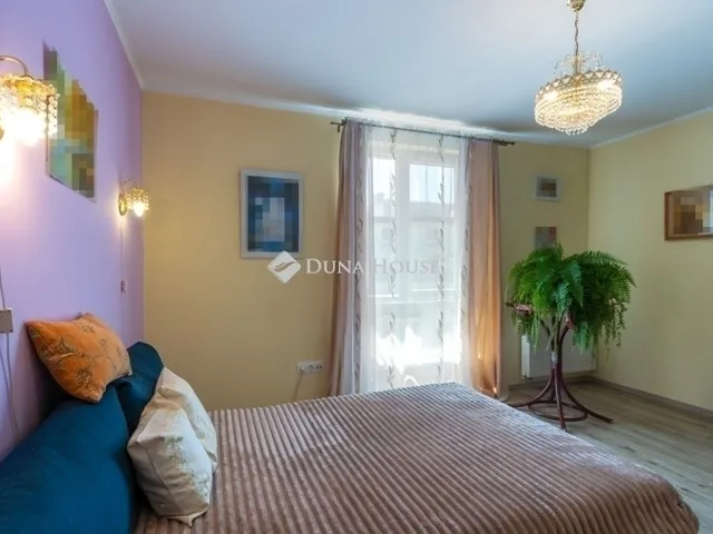 Eladó lakás Budapest XIV. kerület 93 nm