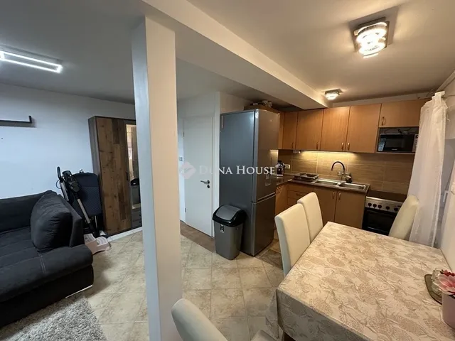 Eladó ház Szigetbecse 86 nm