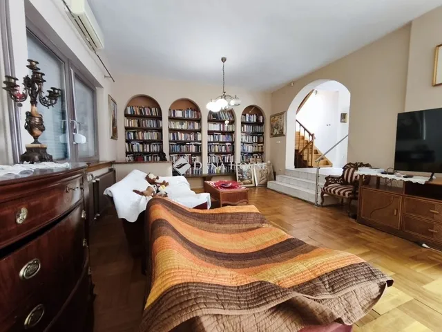 Eladó ház Szentendre 399 nm