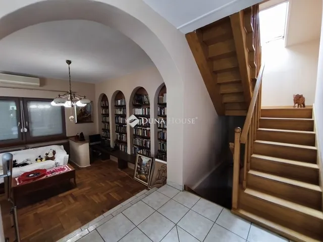 Eladó ház Szentendre 399 nm