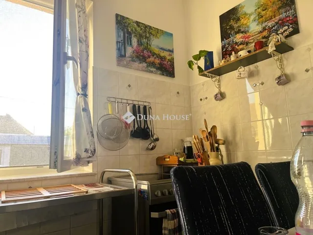 Eladó kereskedelmi és ipari ingatlan Bugyi 120 nm