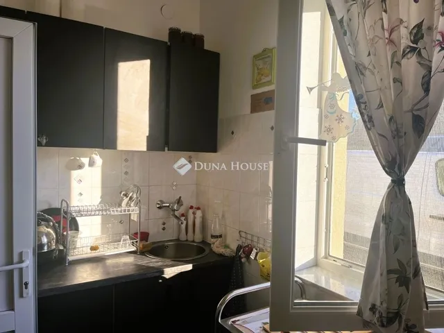 Eladó kereskedelmi és ipari ingatlan Bugyi 120 nm