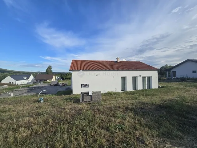 Eladó ház Budajenő 452 nm