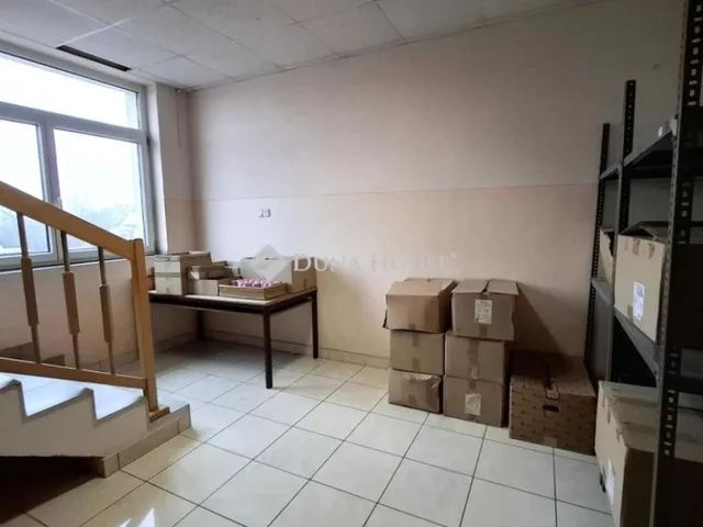 Eladó kereskedelmi és ipari ingatlan Maglód 2742 nm