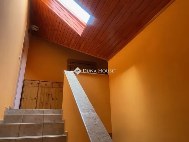 Eladó ház Taksony 390 nm