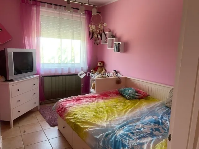 Eladó ház Taksony 390 nm