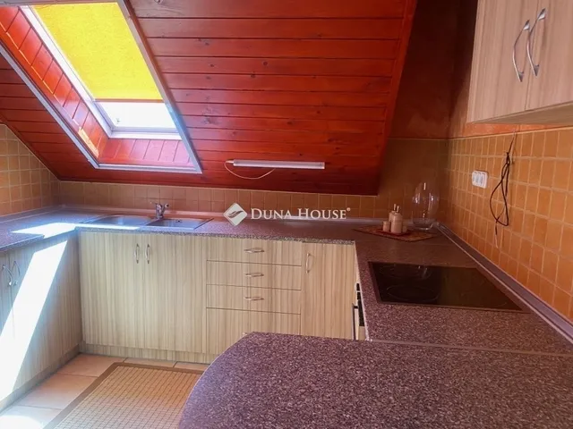 Eladó ház Taksony 390 nm