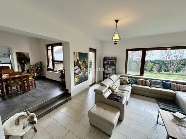 Eladó ház Szentendre 292 nm