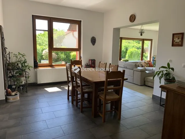 Eladó ház Szentendre 292 nm