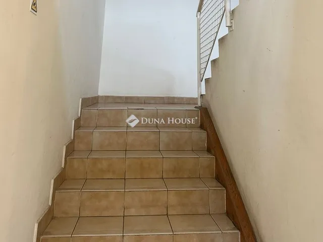 Eladó kereskedelmi és ipari ingatlan Kerepes 600 nm