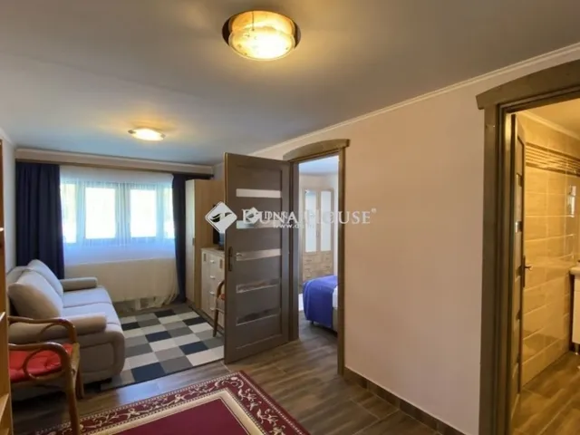 Eladó kereskedelmi és ipari ingatlan Leányfalu 526 nm