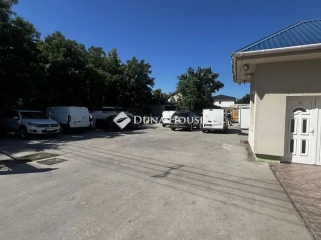 Eladó kereskedelmi és ipari ingatlan Érd 475 nm