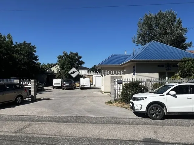 Eladó kereskedelmi és ipari ingatlan Érd 475 nm