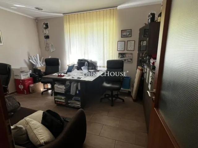 Eladó kereskedelmi és ipari ingatlan Érd 475 nm