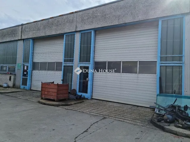 Eladó kereskedelmi és ipari ingatlan Monor 2748 nm