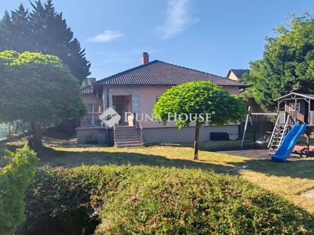 Eladó ház Érd 240 nm