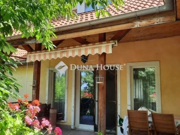 Eladó ház Páty 198 nm