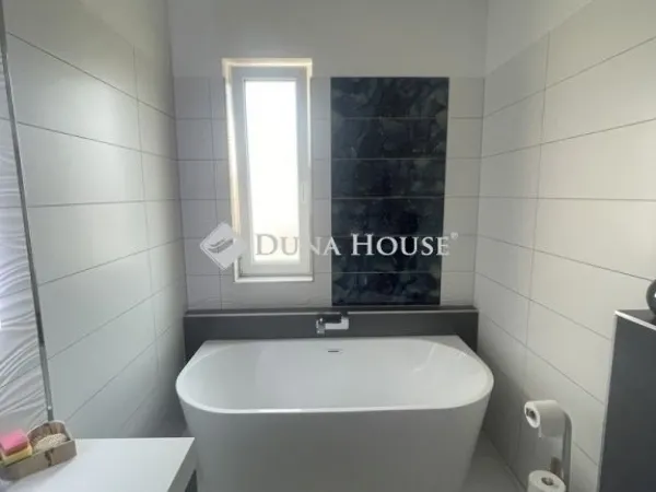 Eladó ház Veresegyház 170 nm