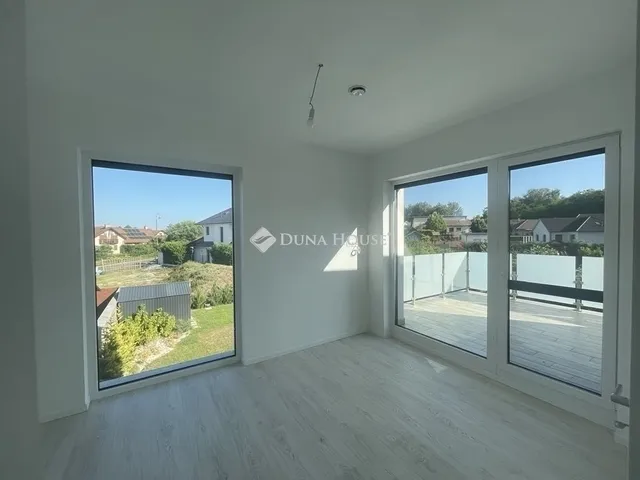 Eladó ház Veresegyház 170 nm