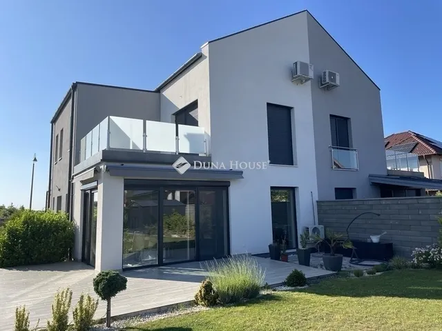 Eladó ház Veresegyház 170 nm