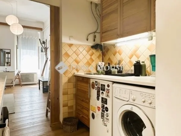 Eladó lakás Budapest VI. kerület 28 nm