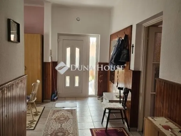 Eladó lakás Vecsés 80 nm