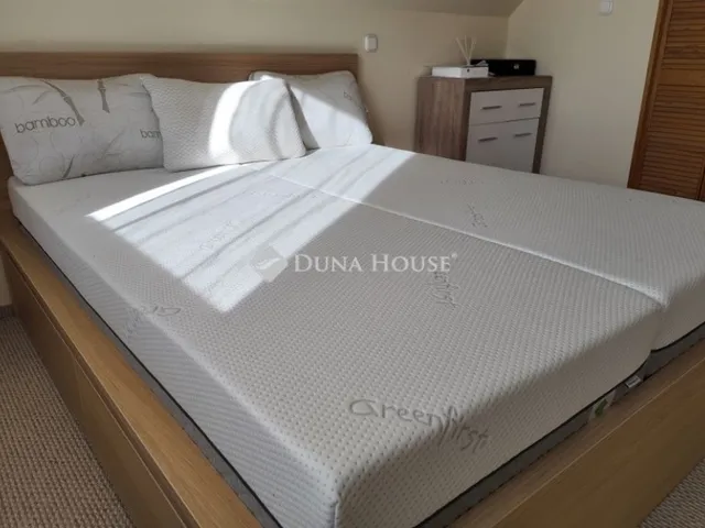 Eladó ház Gyál 195 nm