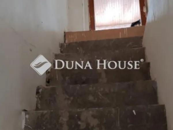 Eladó ház Budapest XVII. kerület 290 nm