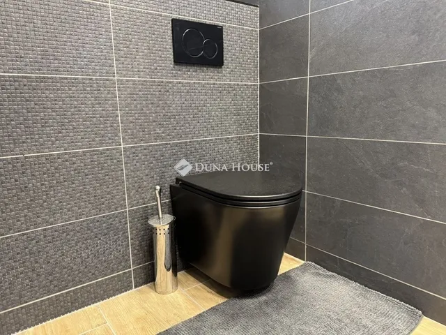 Eladó ház Budapest IV. kerület 182 nm