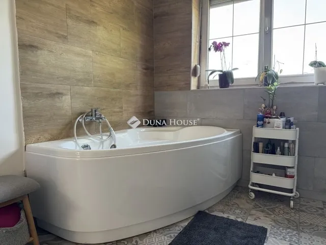 Eladó ház Budapest IV. kerület 182 nm