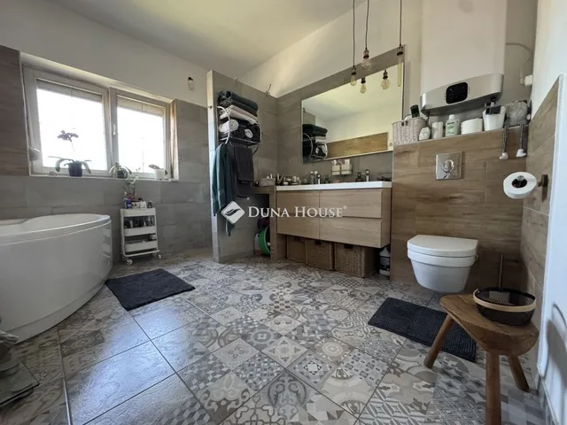 Eladó ház Budapest IV. kerület 92 nm