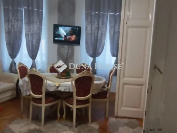 Eladó lakás Budapest VI. kerület 55 nm