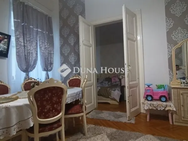 Eladó lakás Budapest VI. kerület 55 nm