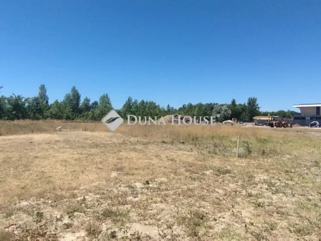 Eladó ház Budapest XVI. kerület 180 nm