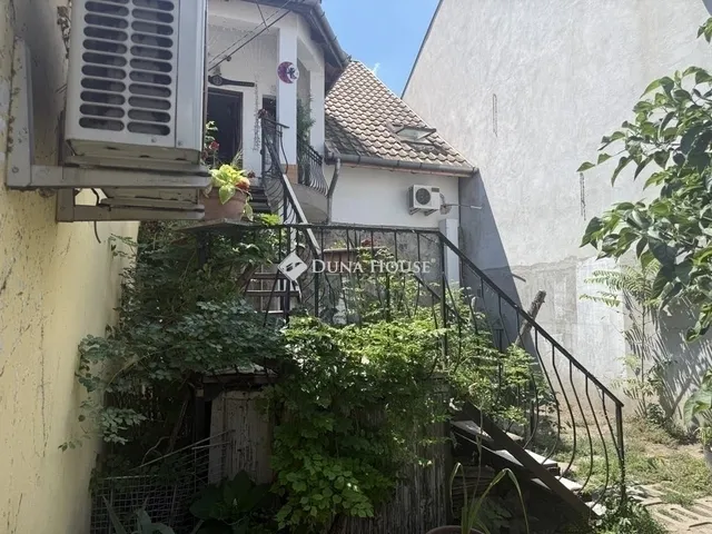 Eladó ház Budapest XVIII. kerület 283 nm