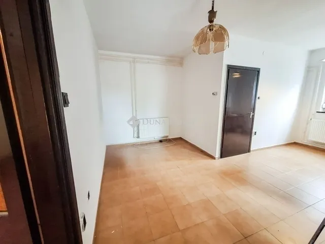 Eladó ház Budapest XVI. kerület 208 nm