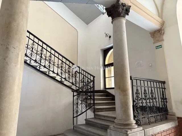 Eladó lakás Budapest VI. kerület 117 nm