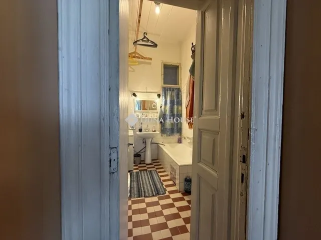 Eladó lakás Budapest VI. kerület 117 nm