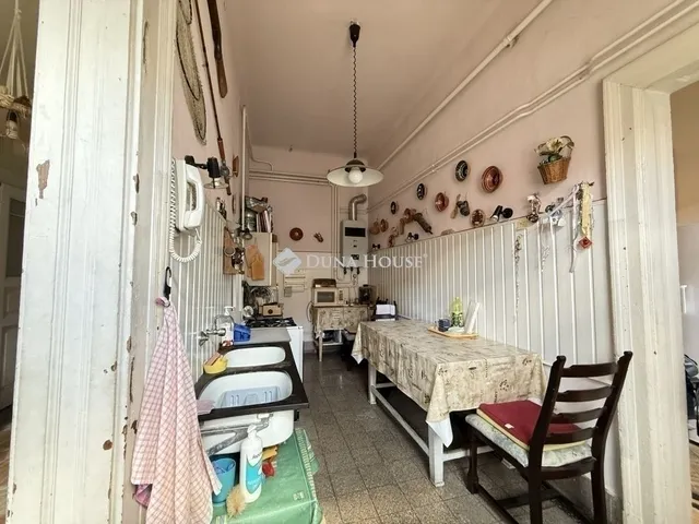 Eladó lakás Budapest VI. kerület 117 nm