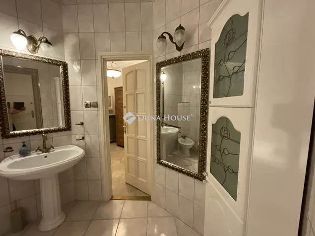 Eladó lakás Budapest XI. kerület 75 nm