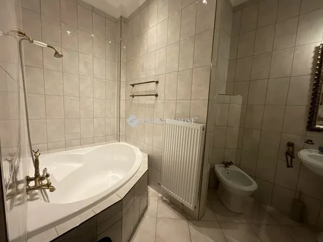 Eladó lakás Budapest XI. kerület 75 nm