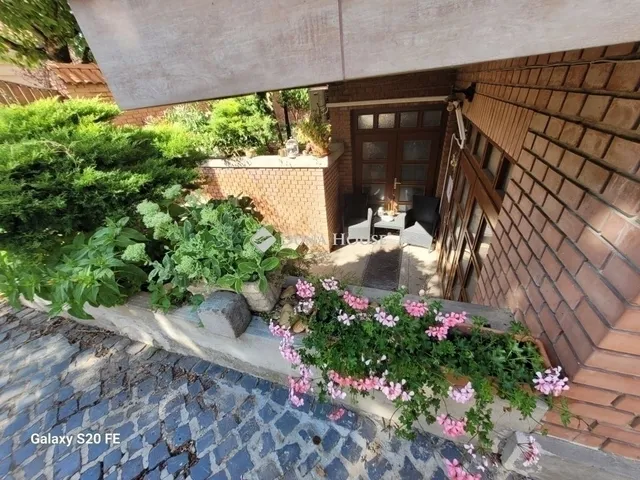 Eladó ház Vecsés 265 nm